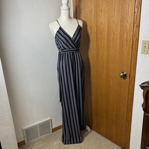 Shop17 black & white stripped wide leg jumpsuit size Medium